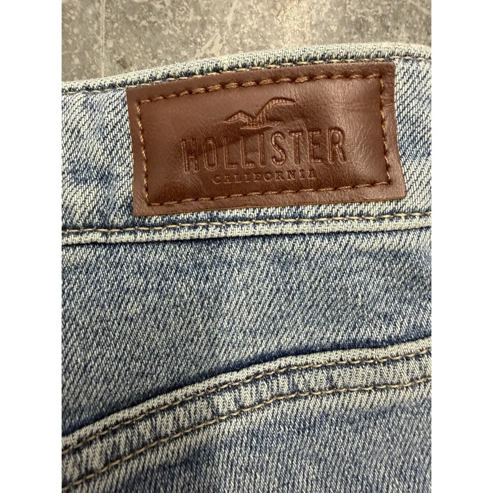 Hollister Women's Ultra High Rise Vintage Straight Crop Jeans Sz 9R 29x26 NWT - Picture 10 of 10